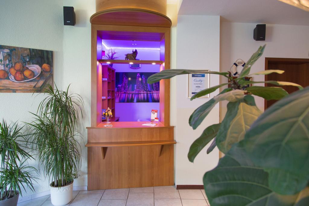 City-Hotel-וולגסט מראה חיצוני תמונה