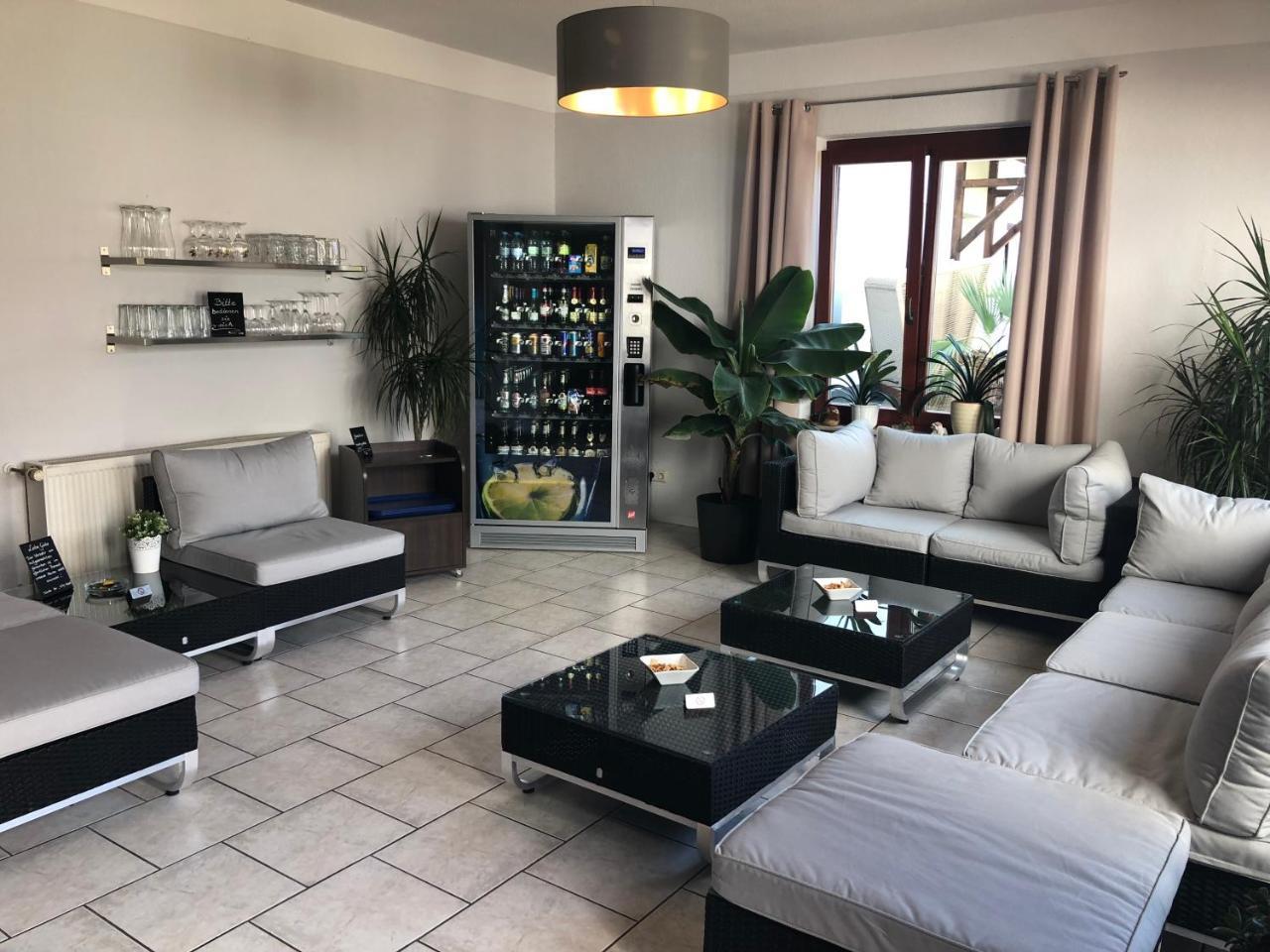 City-Hotel-וולגסט מראה חיצוני תמונה