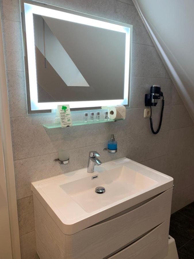 City-Hotel-וולגסט מראה חיצוני תמונה